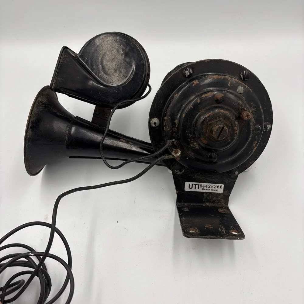 Vintage 2‎ Tone Car or Truck Horn,Untested Decor,Ratrod Black
